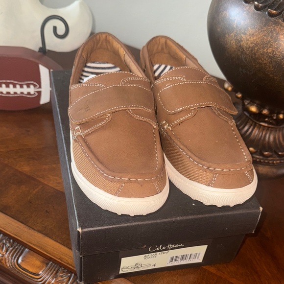Cole Haan Kids Tan Loafers with White Sole - Picture 1 of 6